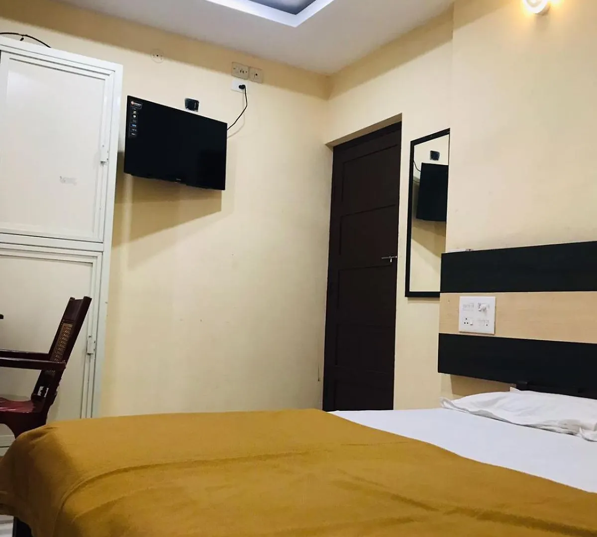 **** Hotel Crown Palace Tourist Home Kochi India